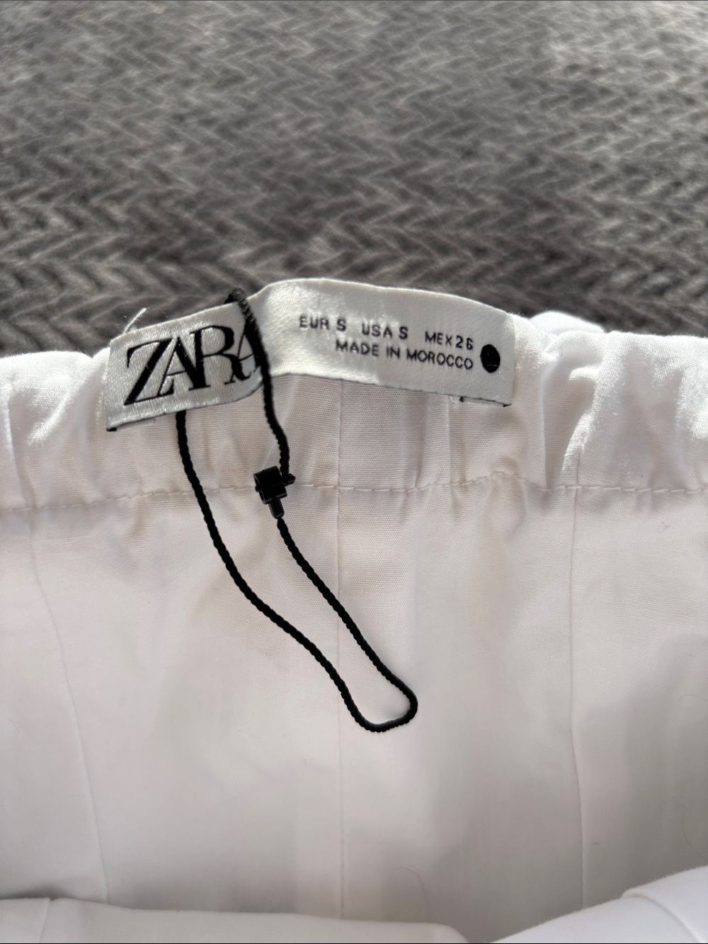 Zara White Strapless Ruffle Top - Picture 2 of 10